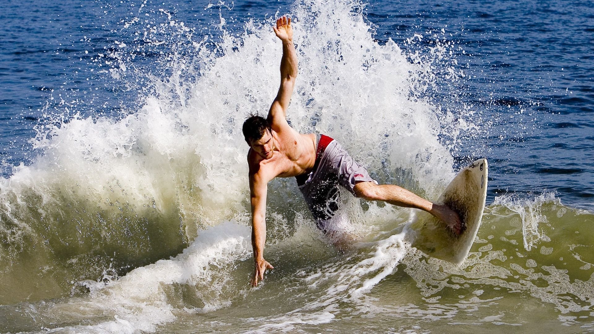 乐鱼体育(中国)官方网站-VALORANT 赛事解说团队专业提升，valorant职业战队